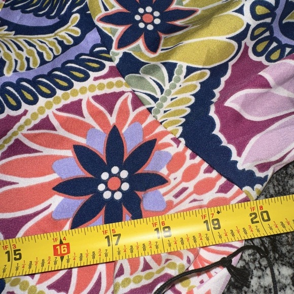 Milk & Honey Short Sleeve New Romper Size L Flowered Paisley Cutout - Picture 9 of 9